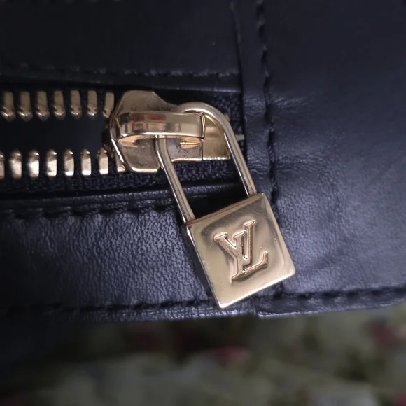 Louis Vuitton Navy Monogram Satchel - Picture 10 of 12